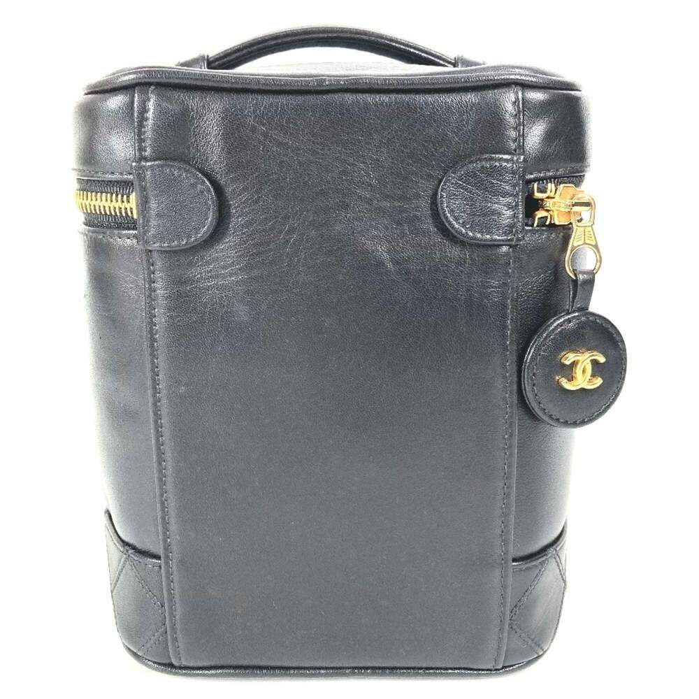CHANEL Black Leather Logo Pouch - Picture 2 of 16